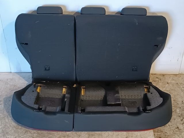 MITSUBISHI COLT VI (Z3_A, Z2_A) Hátsó Ülés 2. kép