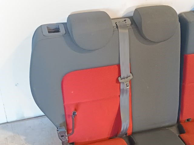 MITSUBISHI COLT VI (Z3_A, Z2_A) Hátsó Ülés 4. kép