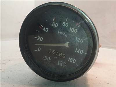 LADA NIVA Kilométeróra