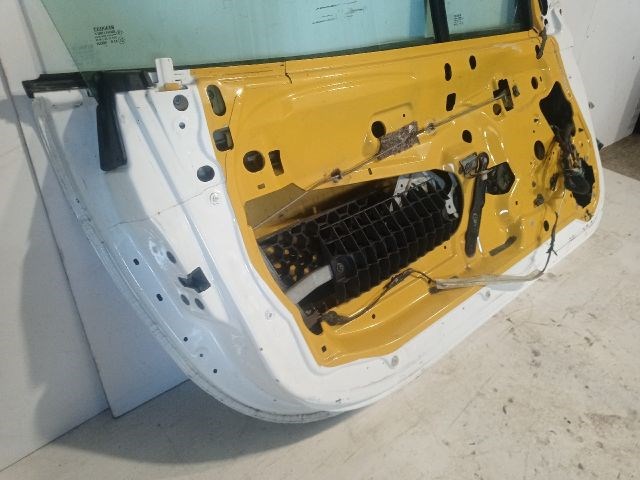 RENAULT MEGANE I Bal első Ajtó (Részeivel) 3. kép