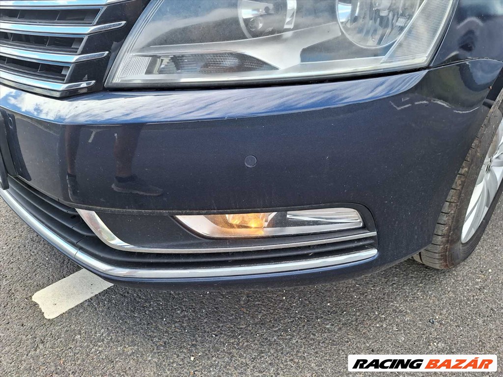 Volkswagen Passat B7 LH5X radaros első lökhárító 1. kép
