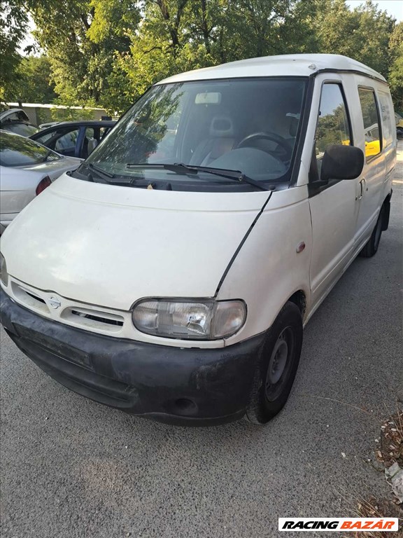 Nissan Vanette II hátsó lökhárító 3. kép