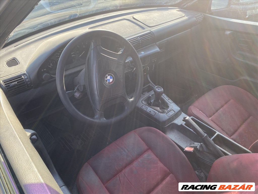 BMW 318 1.7D bontott alkatrészei 3. kép
