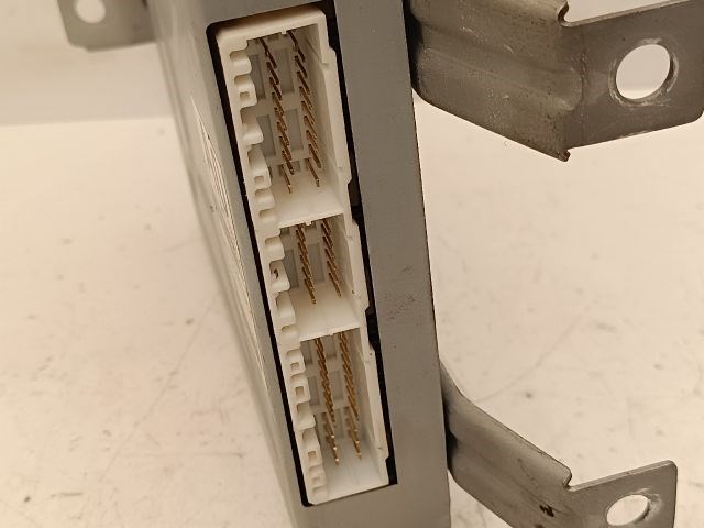 SUZUKI SWIFT II Motorvezérlő 4. kép