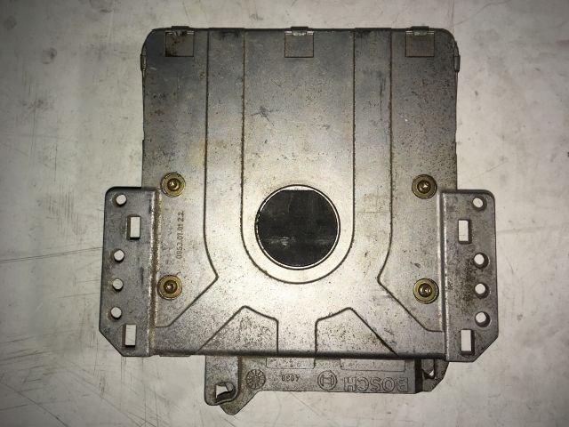 PEUGEOT 306 (7B, N3, N5) Motorvezérlő 2. kép