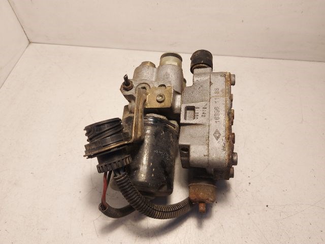 BMW 3 (E36) ABS Kocka 5. kép