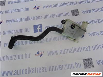 Ford Transit Connect Eladó gyári Ford bontott 1.8 dízel szervóolaj tartály jó állapotban.