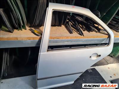Volkswagen Bora bal hátsó ajtó LB7Z