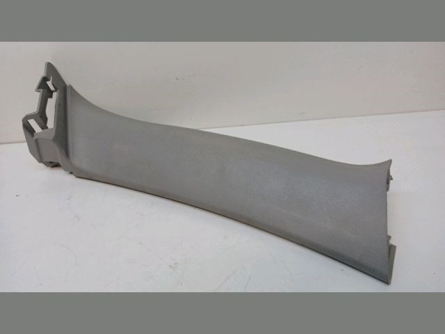 KIA CEED SW (ED) Csomagtérajtó Burkolat Felső 1. kép