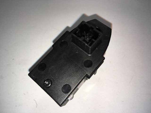 ALFA ROMEO GIULIETTA Ablakemelő Kapcsoló (Pozíciófüggetlen) 2. kép