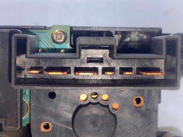 NISSAN PRIMERA (P10) Fűtéskapcsoló (manuális klímás) 6. kép