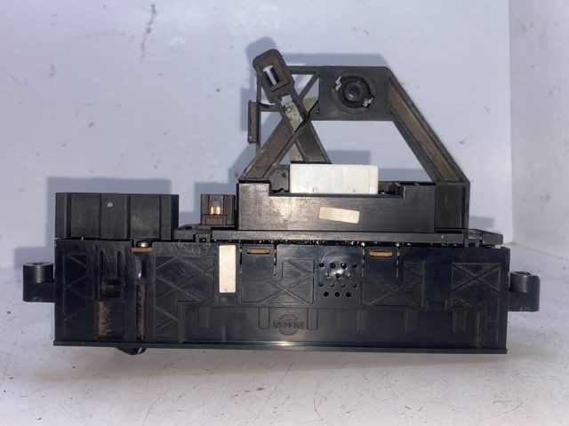 NISSAN PRIMERA (P10) Fűtéskapcsoló (manuális klímás) 7. kép