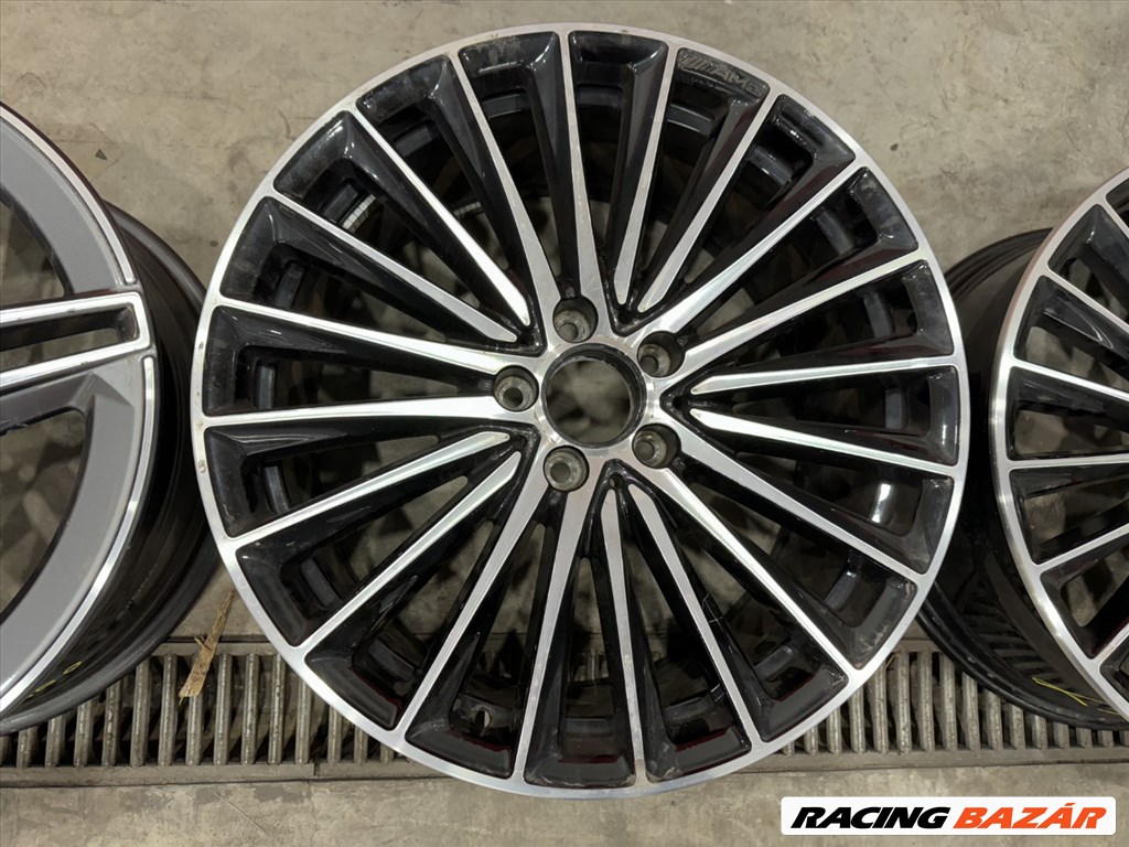 R19 Original Mercedes 9J ET58,1 - A206 401 2000 A2064012000 1db felni 1. kép