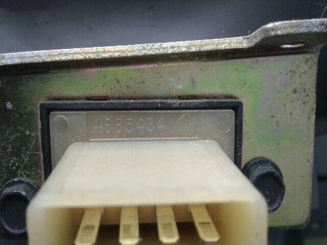 CHRYSLER VOYAGER III (GS) Bal első Ablakemelő Kapcsoló 4. kép