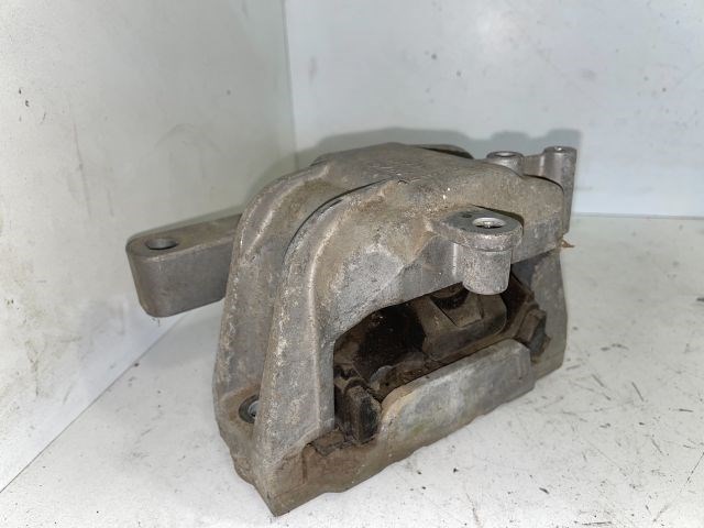 VW CADDY Motor Tartó Bak Jobb 1. kép
