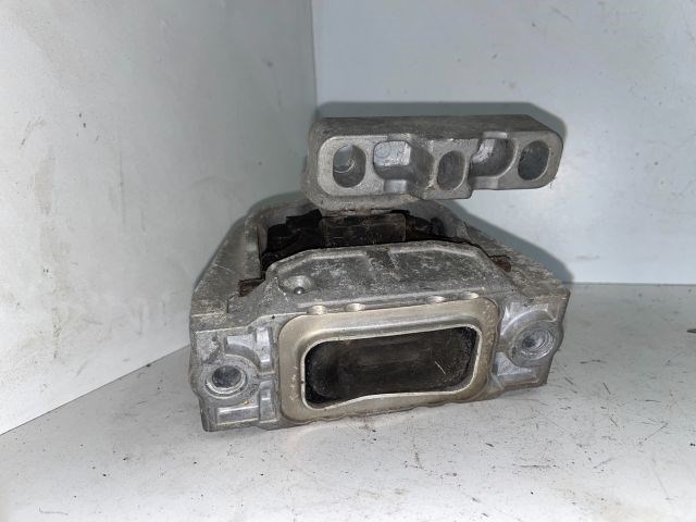 VW CADDY Motor Tartó Bak Jobb 3. kép