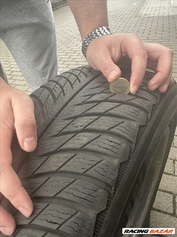  5x112 lyukosztású 18" használt Dezent alufelni, rajta 235/60 újszerű Michelin téli gumi 4. kép