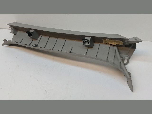 KIA CEED SW (ED) Csomagtérajtó Burkolat Felső 2. kép