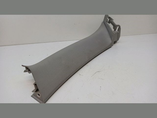 KIA CEED SW (ED) Csomagtérajtó Burkolat Felső 4. kép