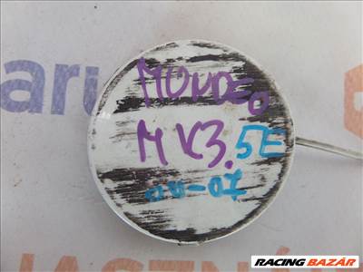 Ford Mondeo MK3 Eladó gyári, bontott első vonószem takaró   