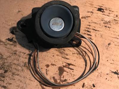 FIAT PUNTO (188) Csomagtérajtó Zárbetét