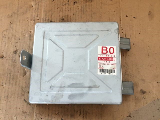 SUZUKI SWIFT II Ferdehátú (EA, MA) Motorvezérlő 1. kép