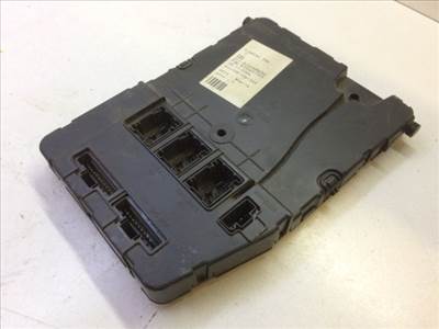 RENAULT SCÉNIC II (JM0/1_) Biztosítéktábla Utastér