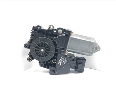AUDI A4 (8D2, B5) Jobb első Ajtózár Motor