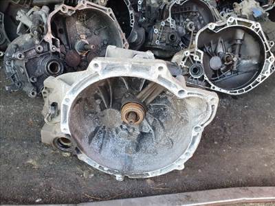 FORD FOCUS (DAW, DBW) Váltó (Mechanikus)