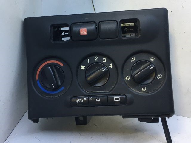 OPEL ZAFIRA A (F75_) Fűtéskapcsoló (manuális klímás) 1. kép