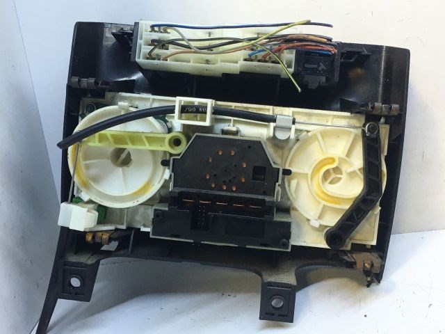 OPEL ZAFIRA A (F75_) Fűtéskapcsoló (manuális klímás) 2. kép