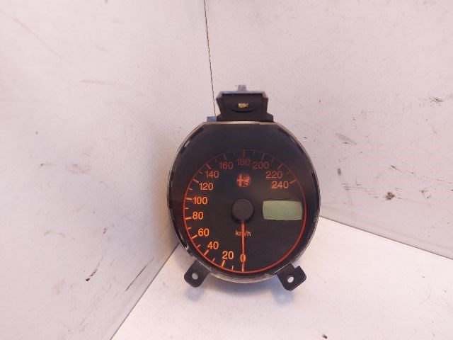 ALFA ROMEO 156 (932) Kilométeróra 1. kép