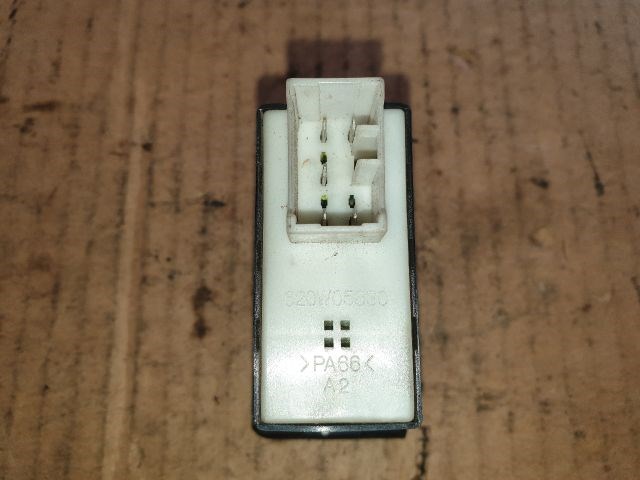 HYUNDAI TRAJET (FO) Bal hátsó Ablakemelő Kapcsoló 2. kép