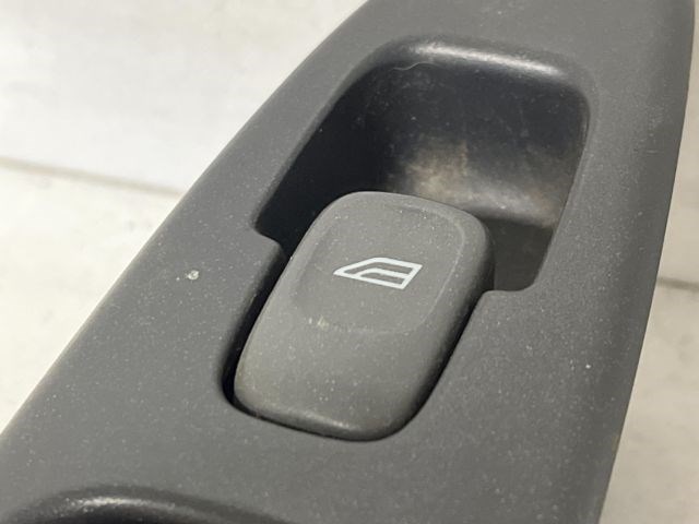 VOLVO S40 Bal hátsó Ablakemelő Kapcsoló 5. kép