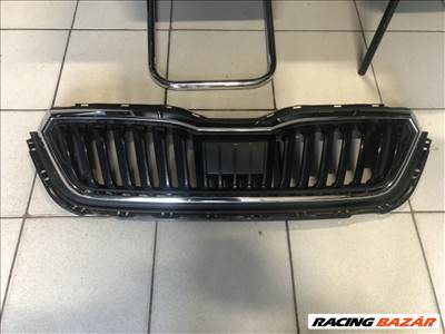 Skoda Scala hűtőrács  657853653