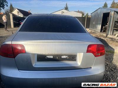 Audi A4 (B6/B7) B6/B7 sedan csomagtérajtó ly7w 