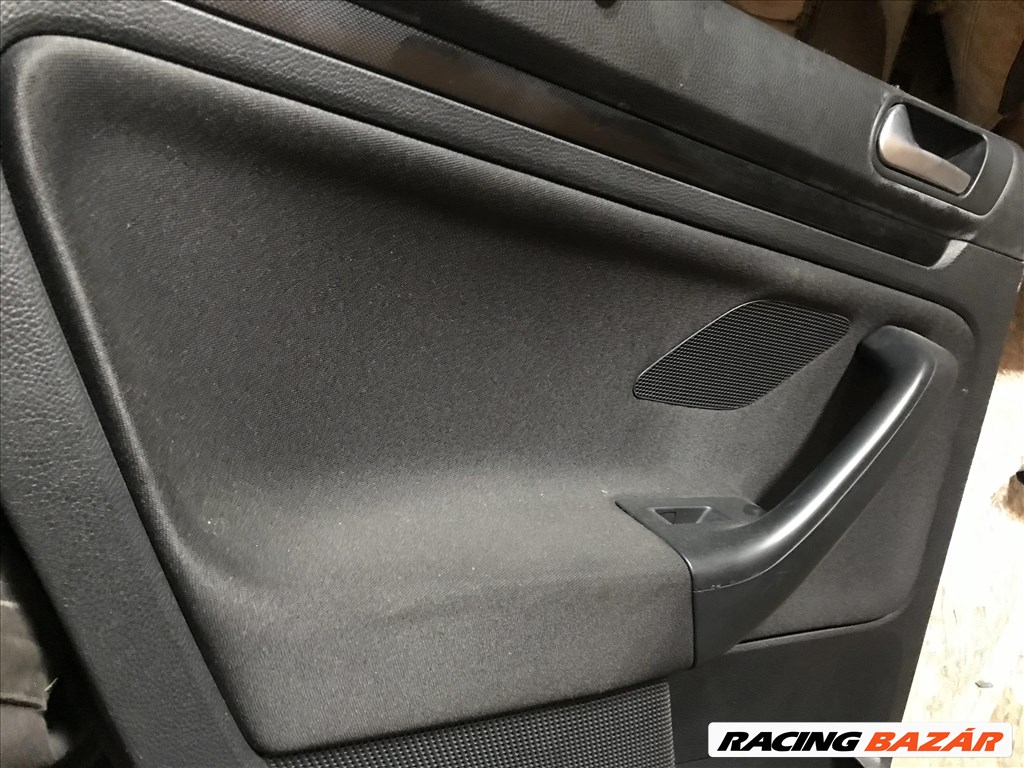Volkswagen Golf VI Variant - bal hátsó ajtókárpit  2. kép