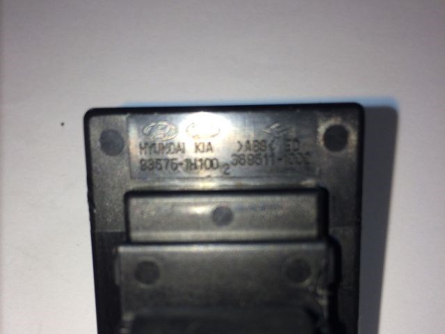 KIA CEED Jobb hátsó Ablakemelő Kapcsoló 3. kép