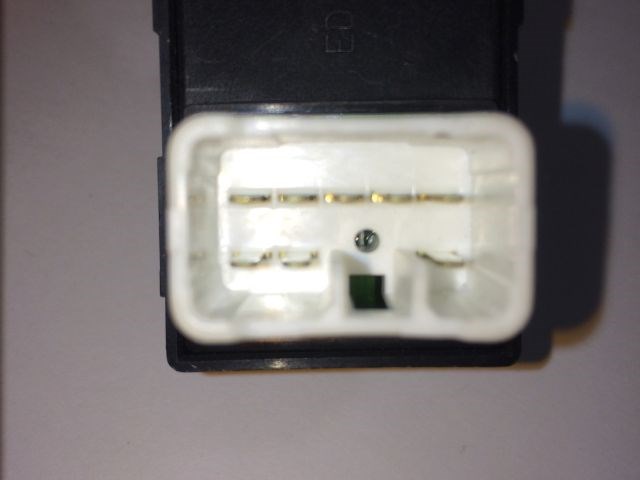 KIA CEED Jobb hátsó Ablakemelő Kapcsoló 4. kép