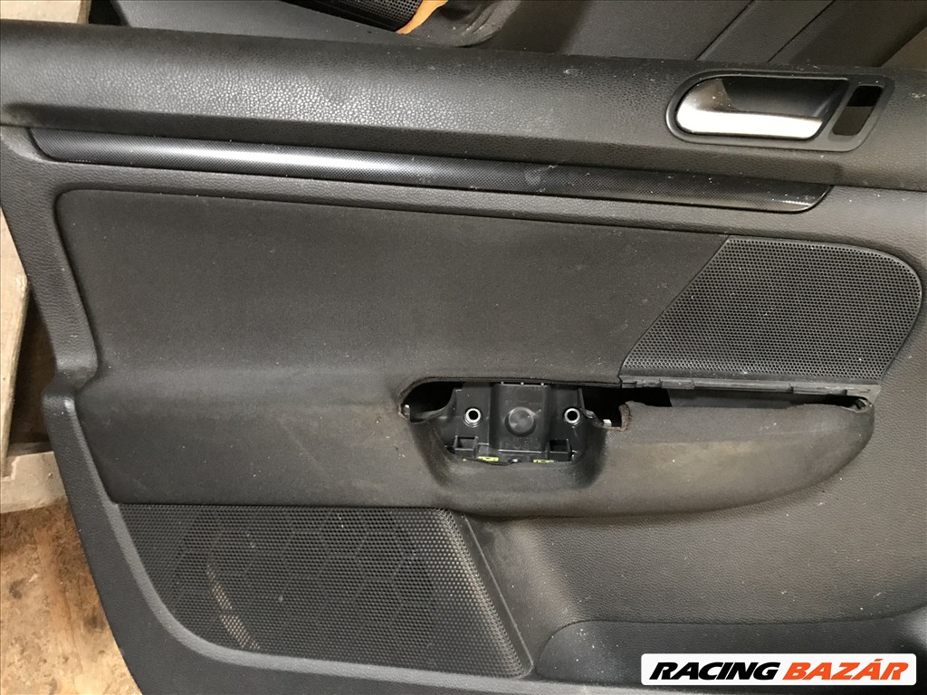 Volkswagen Golf VI bal első ajtókárpit 2. kép