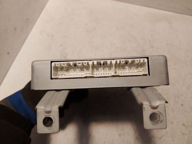 SUZUKI SWIFT II Ferdehátú (EA, MA) Motorvezérlő 4. kép