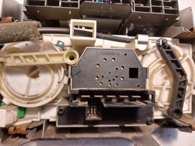 OPEL ZAFIRA A (F75_) Fűtéskapcsoló 4. kép