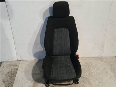 KIA CEED Jobb első Ülés