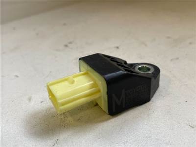 TOYOTA RAV 4 Bal hátsó Oldal Ütközés Érzékelő