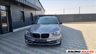 BMW 5-ös sorozat (F07) 530XD bontott alkatrészei 