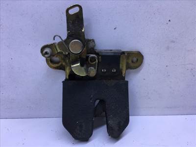 VW PASSAT (3B2) Csomagtérajtó Zárszerkezet