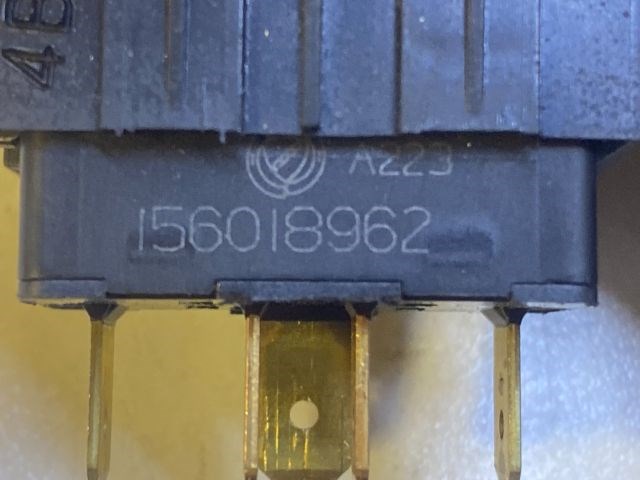 ALFA ROMEO 166 Jobb hátsó Ablakemelő Kapcsoló 6. kép