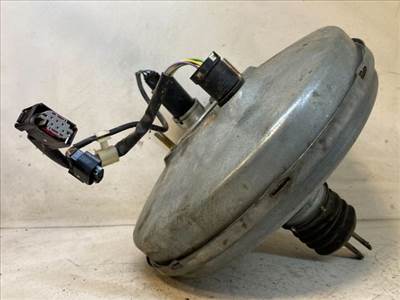 MERCEDES-BENZ CLK Fékrásegítő