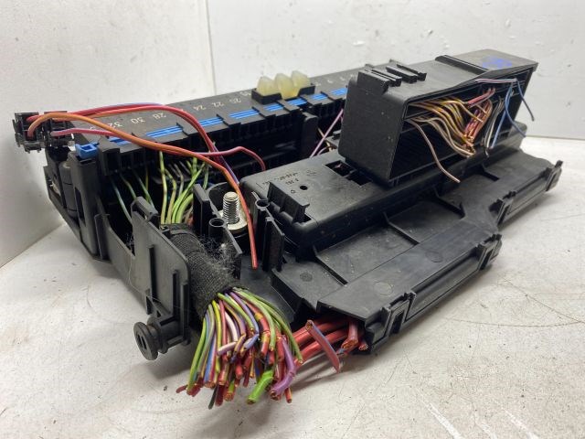 BMW 3 (E46) Biztosítéktábla Doboz 5. kép