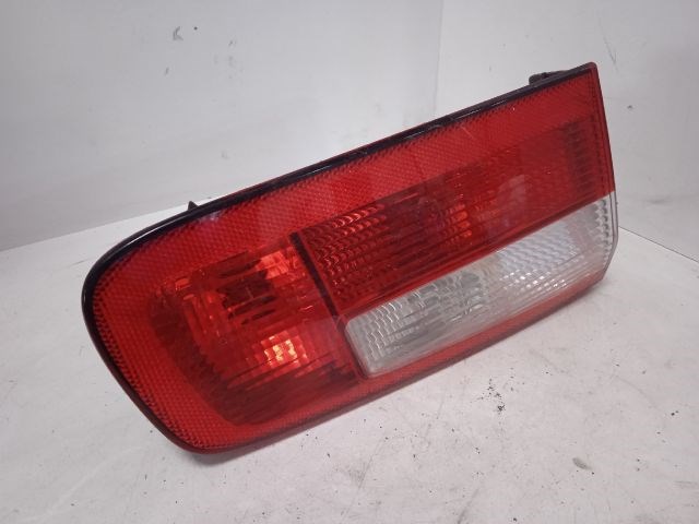 RENAULT LAGUNA II (BG0/1_) Bal Belső Hátsó Lámpa 5. kép